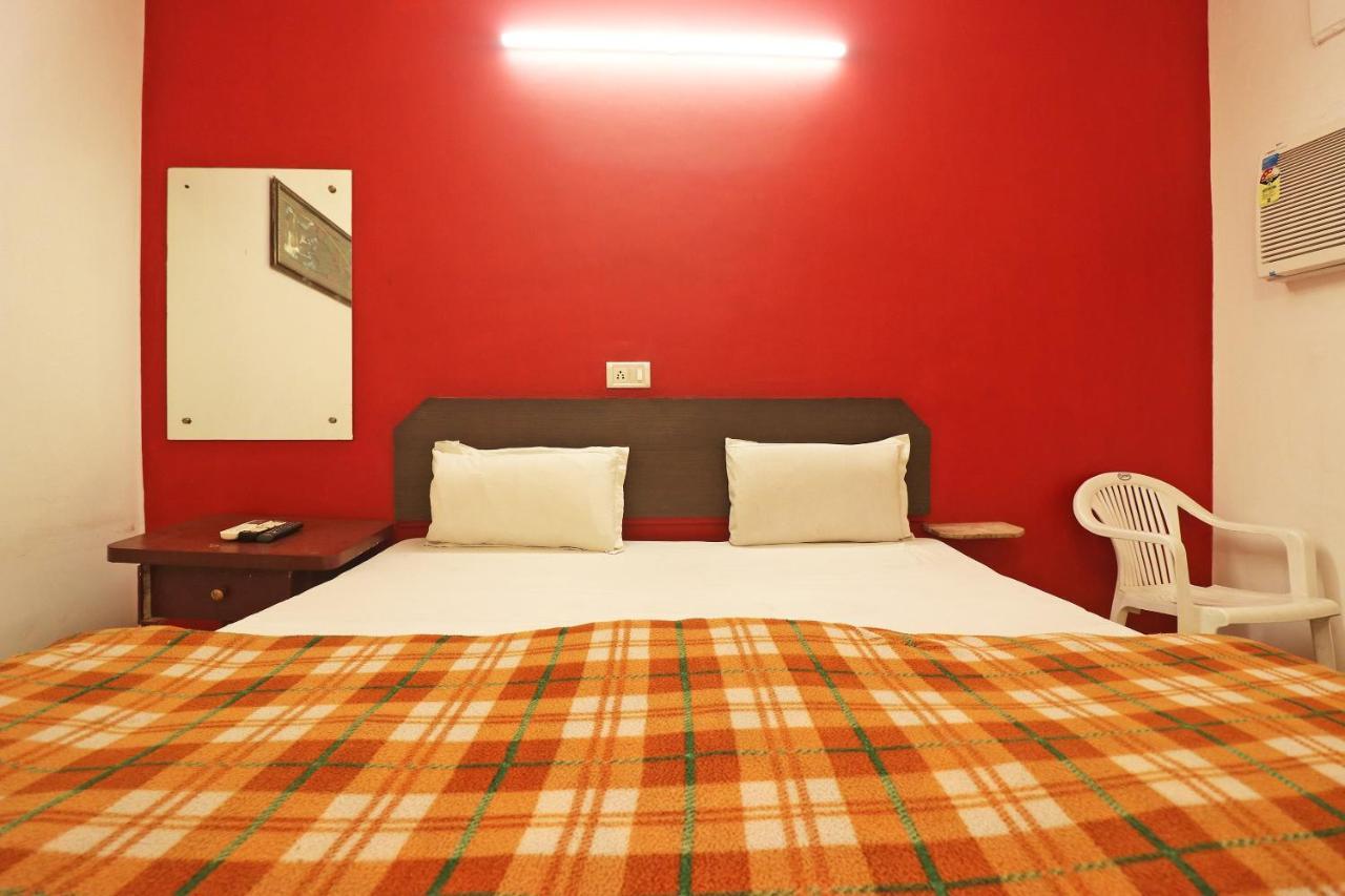 Spot On 48690 Hotel Host Agra (Uttar Pradesh) Exterior photo